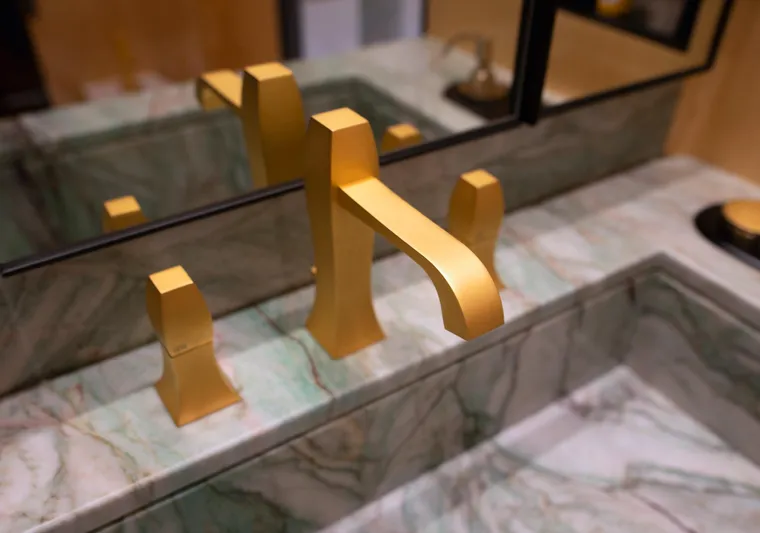 Sama Yacht Photos Pics Luxurious gold faucet on marble sink in Azimut Grande 35 Metri yacht, 2017 model.