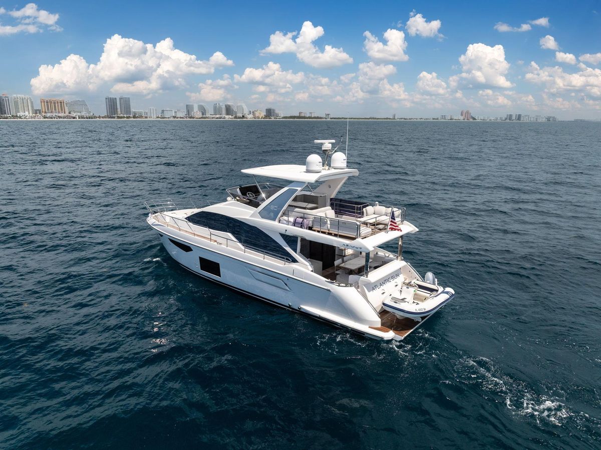 2022 Azimut 60 