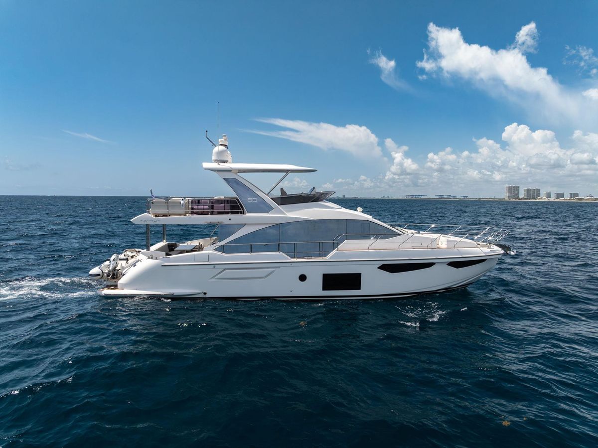 2022 Azimut 60 