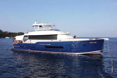 Azimut Magellano 74