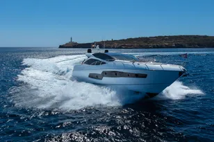 2013 Sunseeker Predator 80