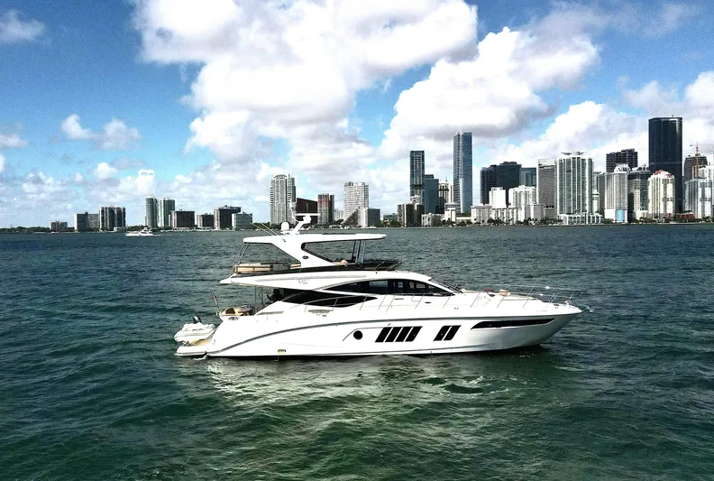 Mairas Yacht Photos Pics 