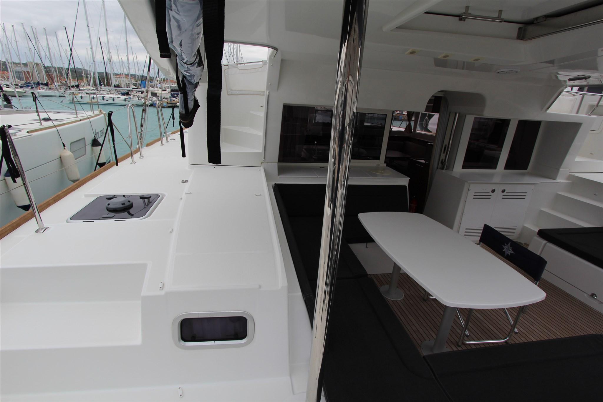 2019 Lagoon 450 F Catamaran for sale - YachtWorld