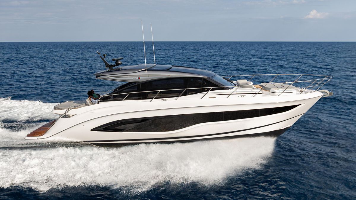 2025 Princess 58 