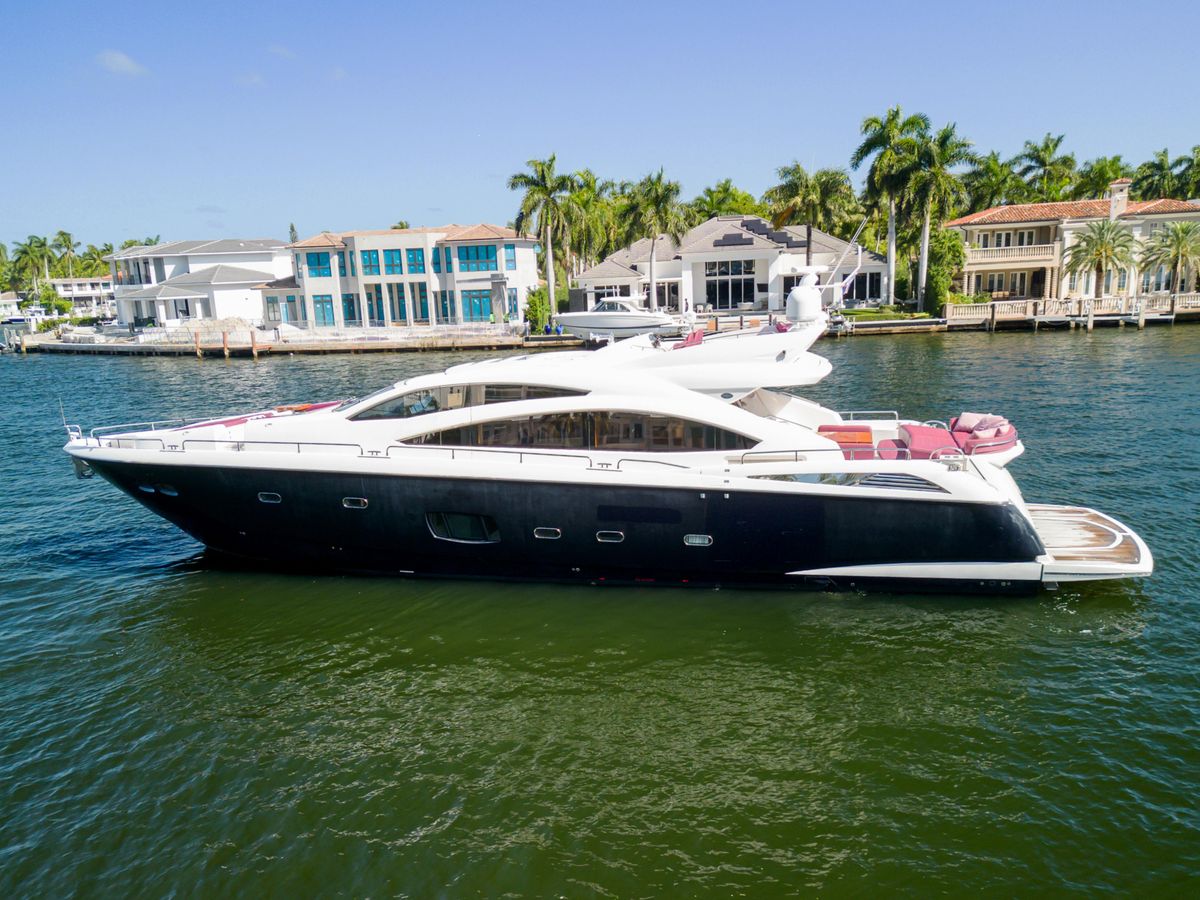 2013 Sunseeker 84