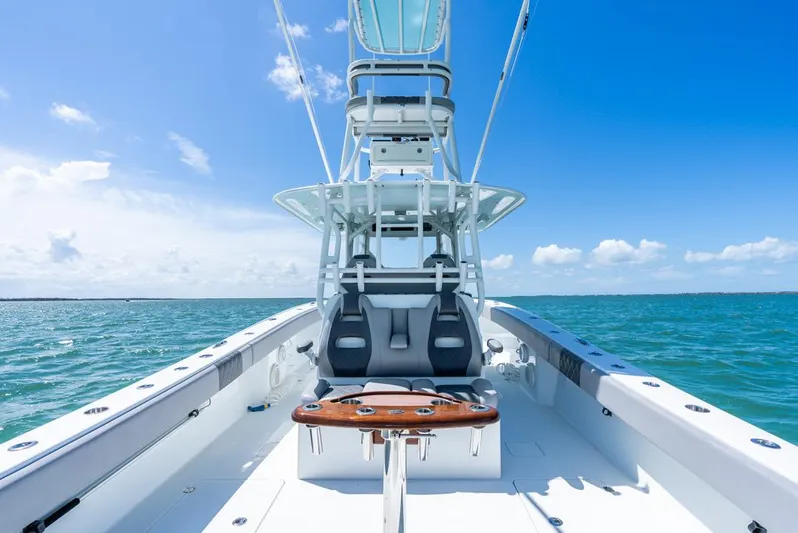  Yacht Photos Pics 2018 Freeman 37 VH boat on open sea under clear blue sky.