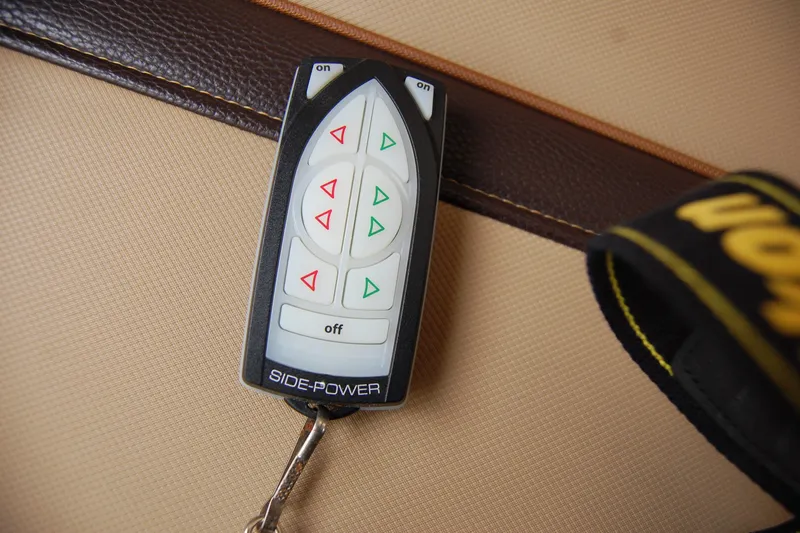  Yacht Photos Pics Remote control for 2018 Ranger Tugs R29, featuring Side-Power thruster controls.