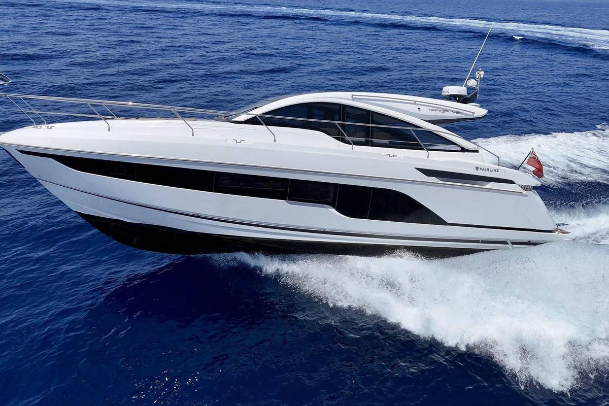 2023 Fairline 47 