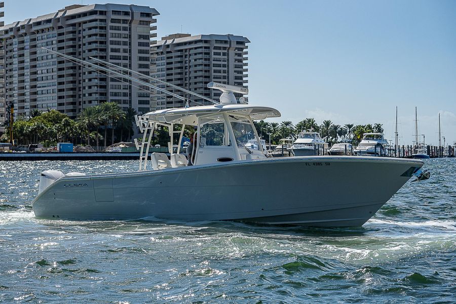 2021 Cobia 320 CC