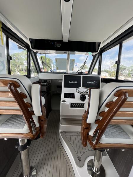 power catamaran pilothouse