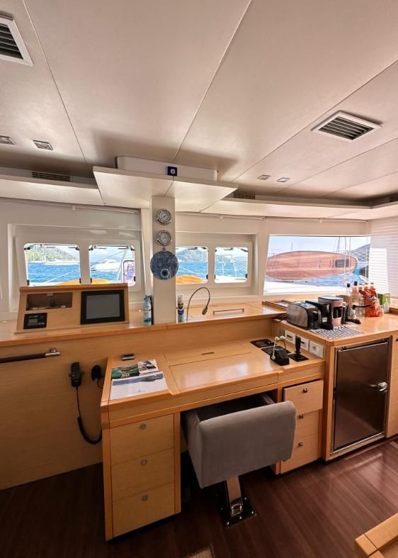 2011 Lagoon 56 