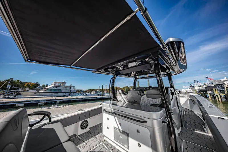  Yacht Photos Pics 2022 Fountain 43 NX Legasea Marine