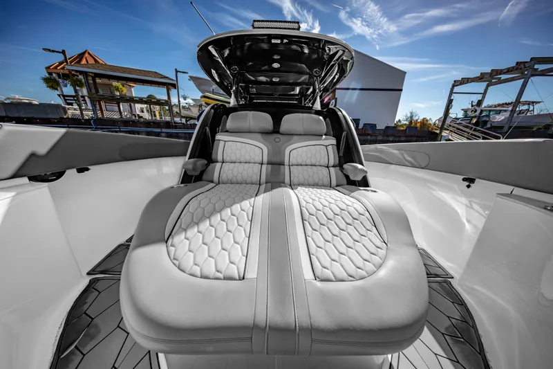  Yacht Photos Pics 2022 Fountain 43 NX Legasea Marine