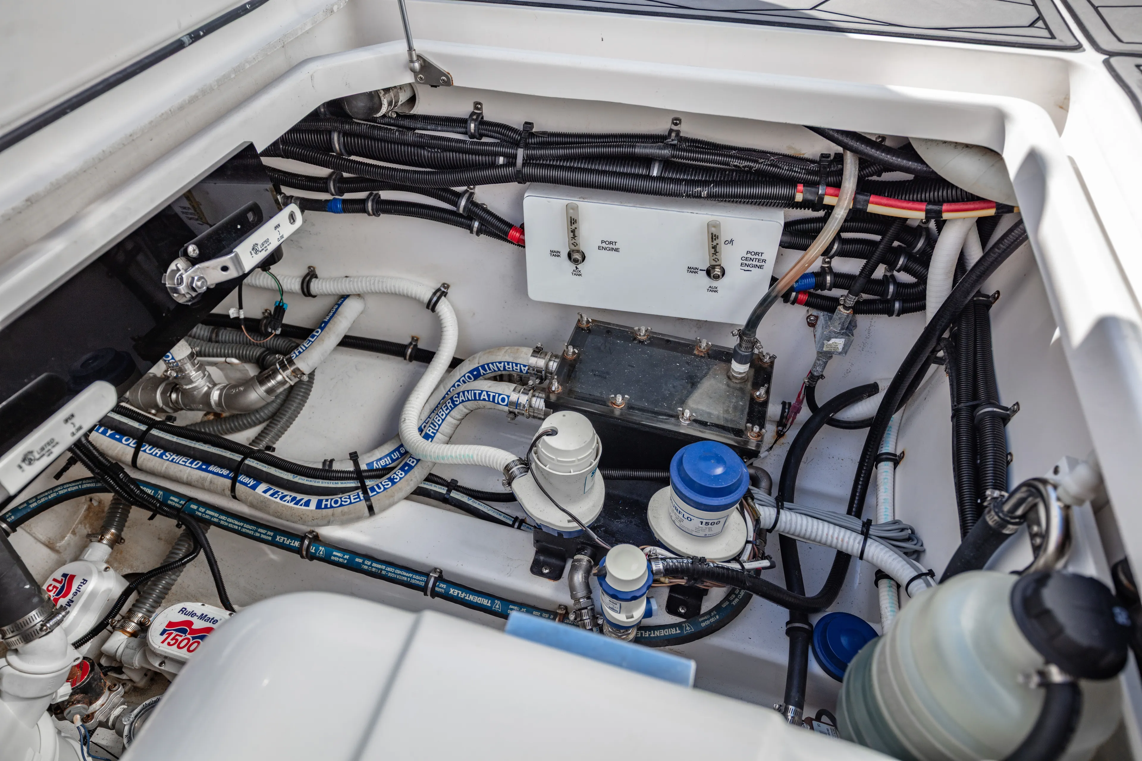  Yacht Photos Pics 2022 Fountain 43 NX Legasea Marine