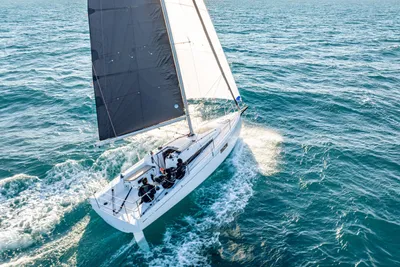2025 Beneteau First 30