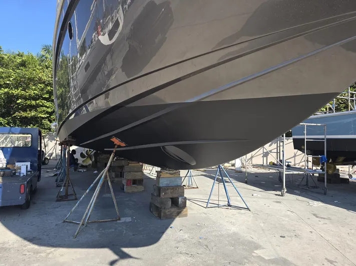 Endless Summer Yacht Photos Pics 