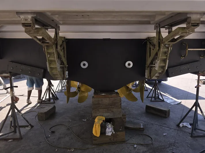 Endless Summer Yacht Photos Pics 