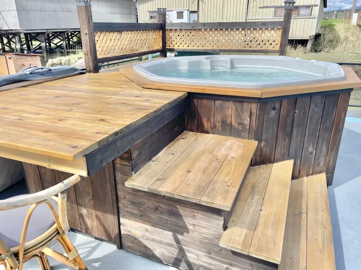 Shangri-la Yacht Photos Pics 