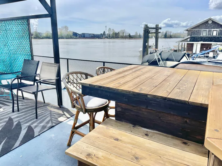 Shangri-la Yacht Photos Pics 