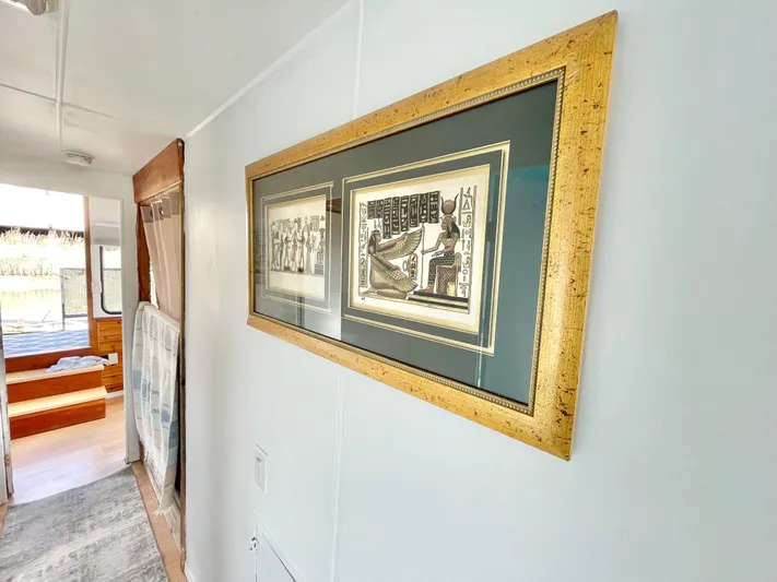 Shangri-la Yacht Photos Pics 