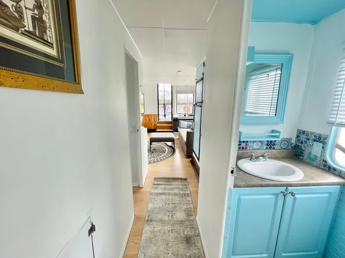 Shangri-la Yacht Photos Pics 