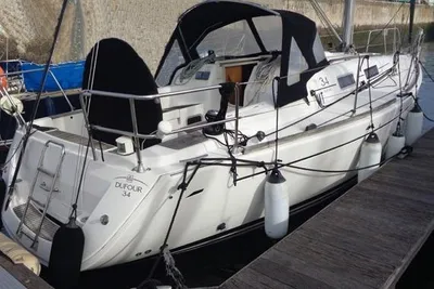 2005 Dufour 34 Performence