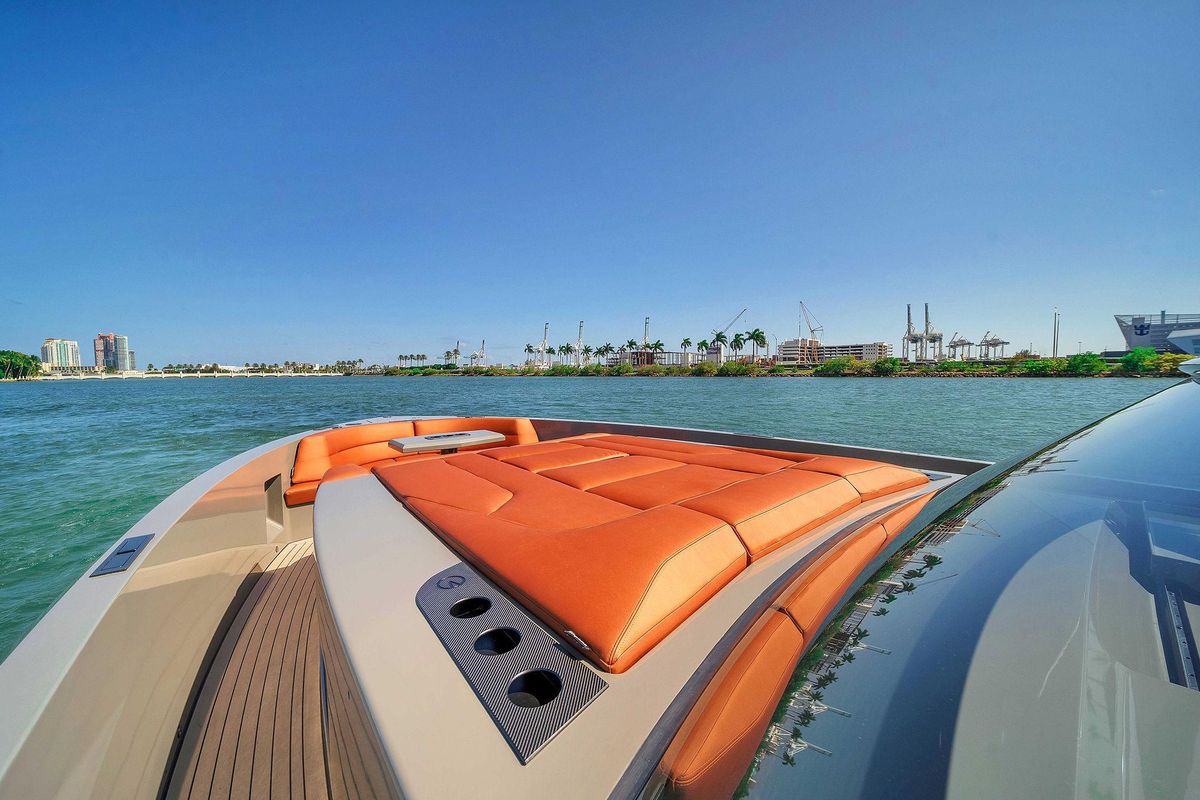 2021 Vanquish Yachts 45 