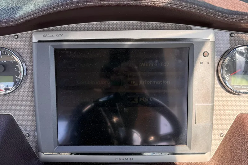  Yacht Photos Pics Garmin GPSmap 7212 on 2015 Regal 32 Express dashboard with gauges.