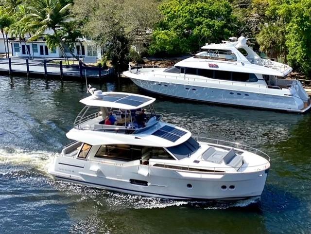 Greenline 48 Flybridge with Hardtop