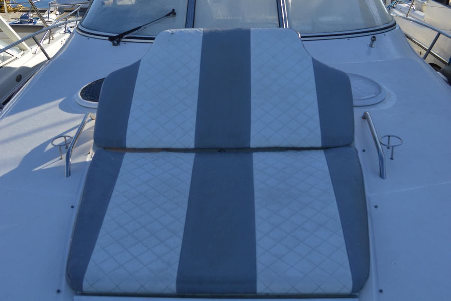 2011 Regal 38 Express