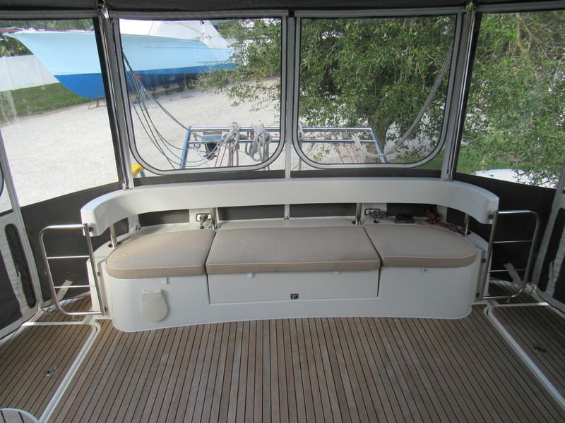 2013 Fountaine Pajot Summerland 40 Power Catamaran
