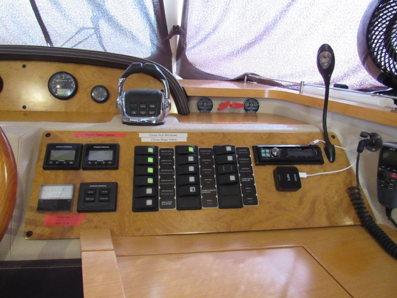 2013 Fountaine Pajot Summerland 40 Power Catamaran