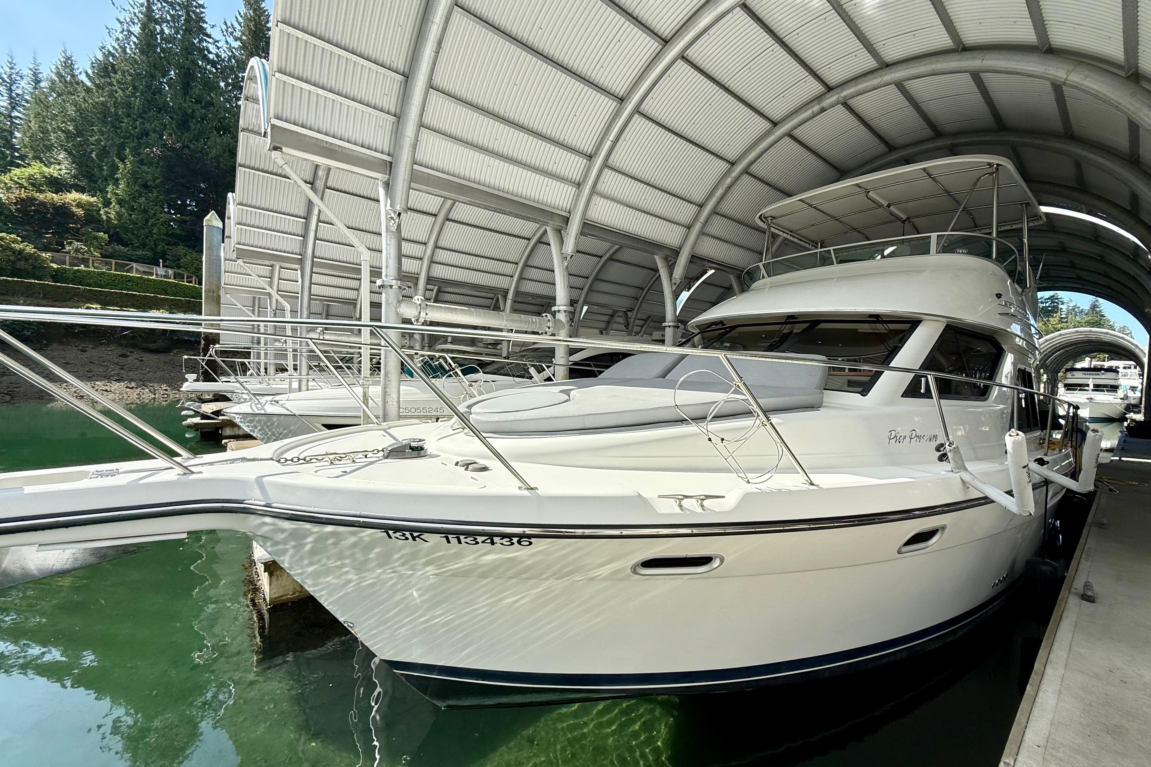 Bayliner 3788 Command Bridge Motoryacht