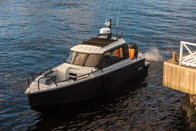 XO Boats DFNDR 8