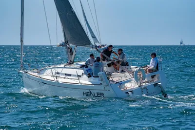 Beneteau First 30
