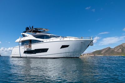 Yacht