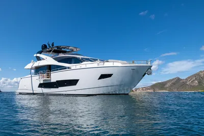 Sunseeker 86 Yacht