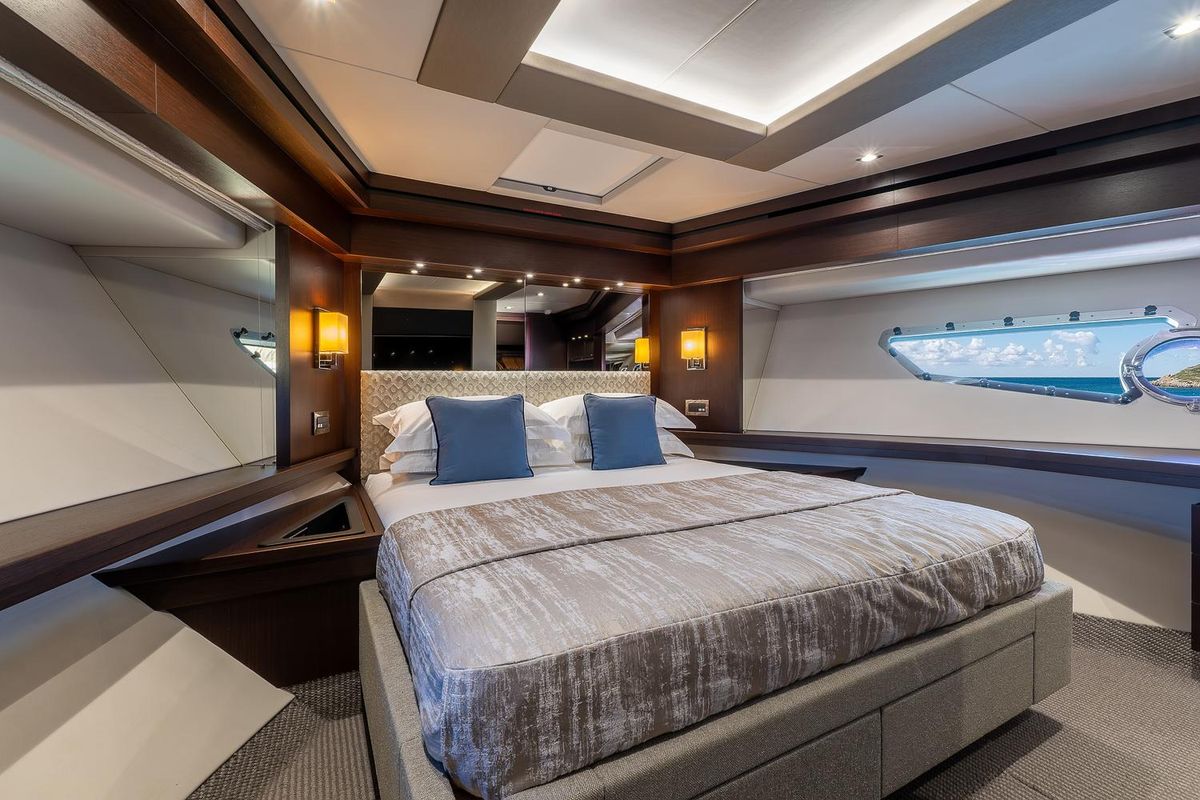 2020 Sunseeker 86 