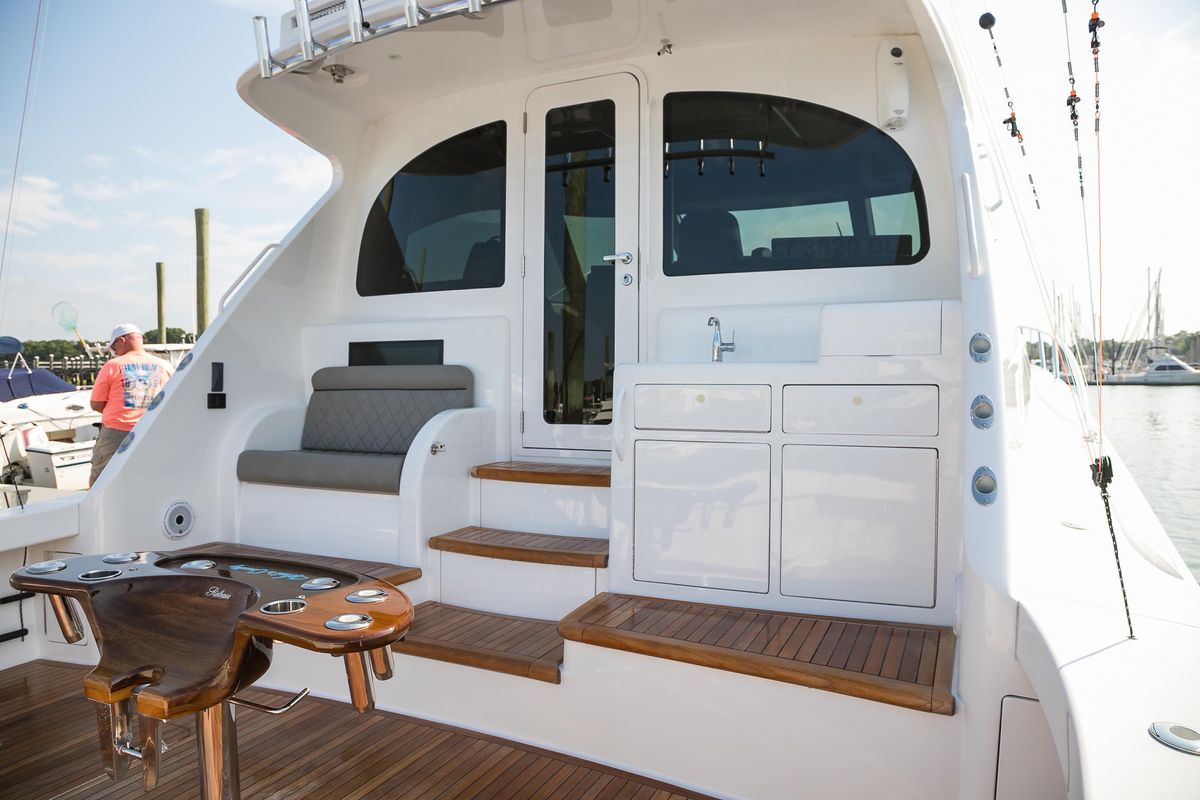 2022 Viking 54 