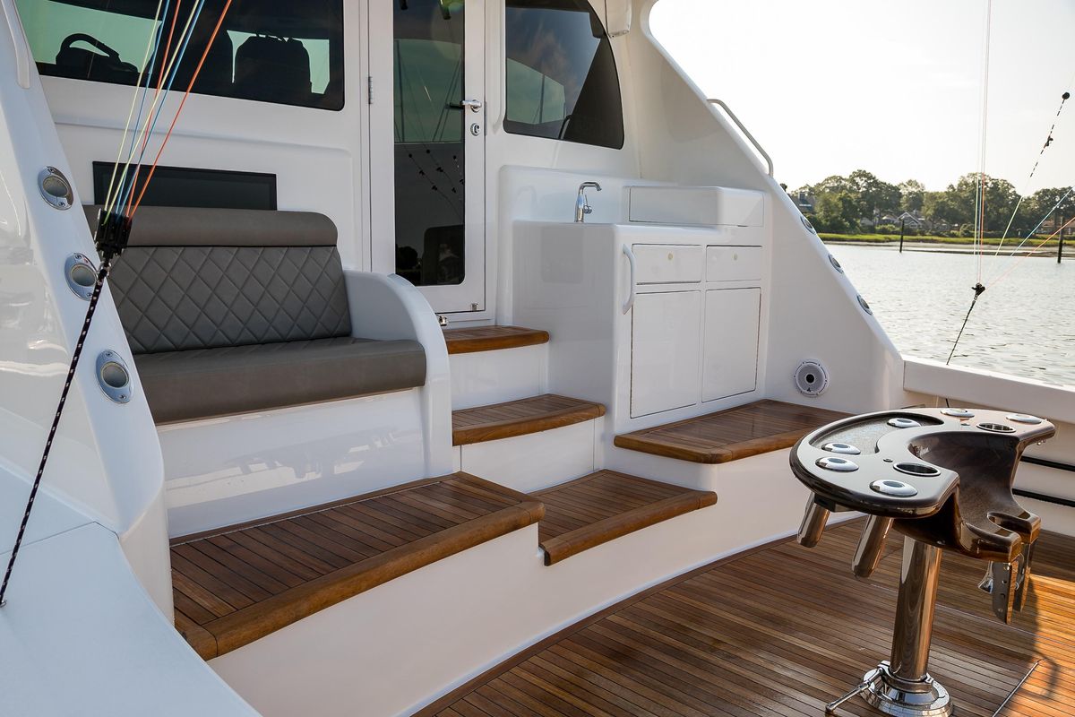2022 Viking 54 