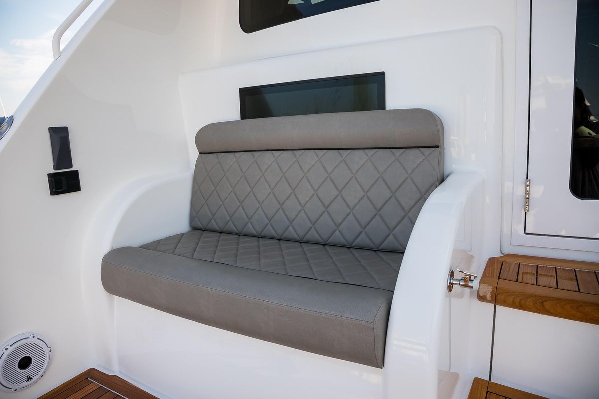 2022 Viking 54 