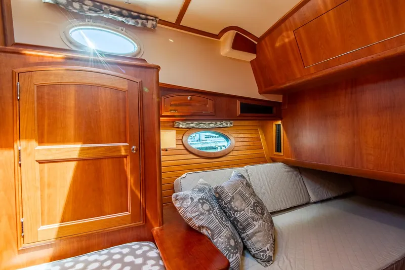 Sea Dog Yacht Photos Pics 