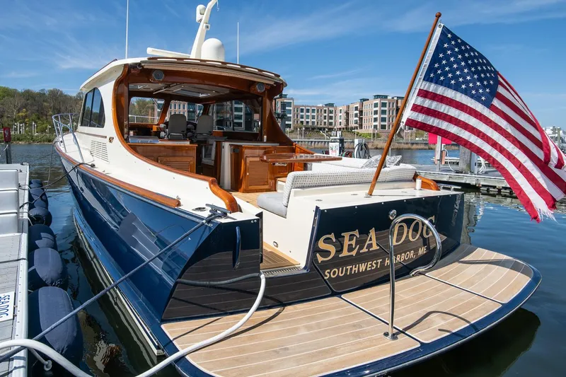 Sea Dog Yacht Photos Pics 