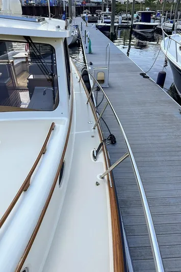 Sea Dog Yacht Photos Pics 