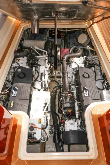 Sea Dog Yacht Photos Pics 