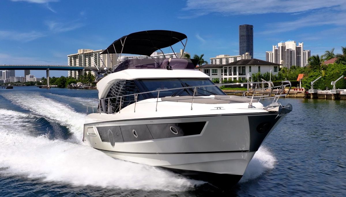 2021 Beneteau 52 