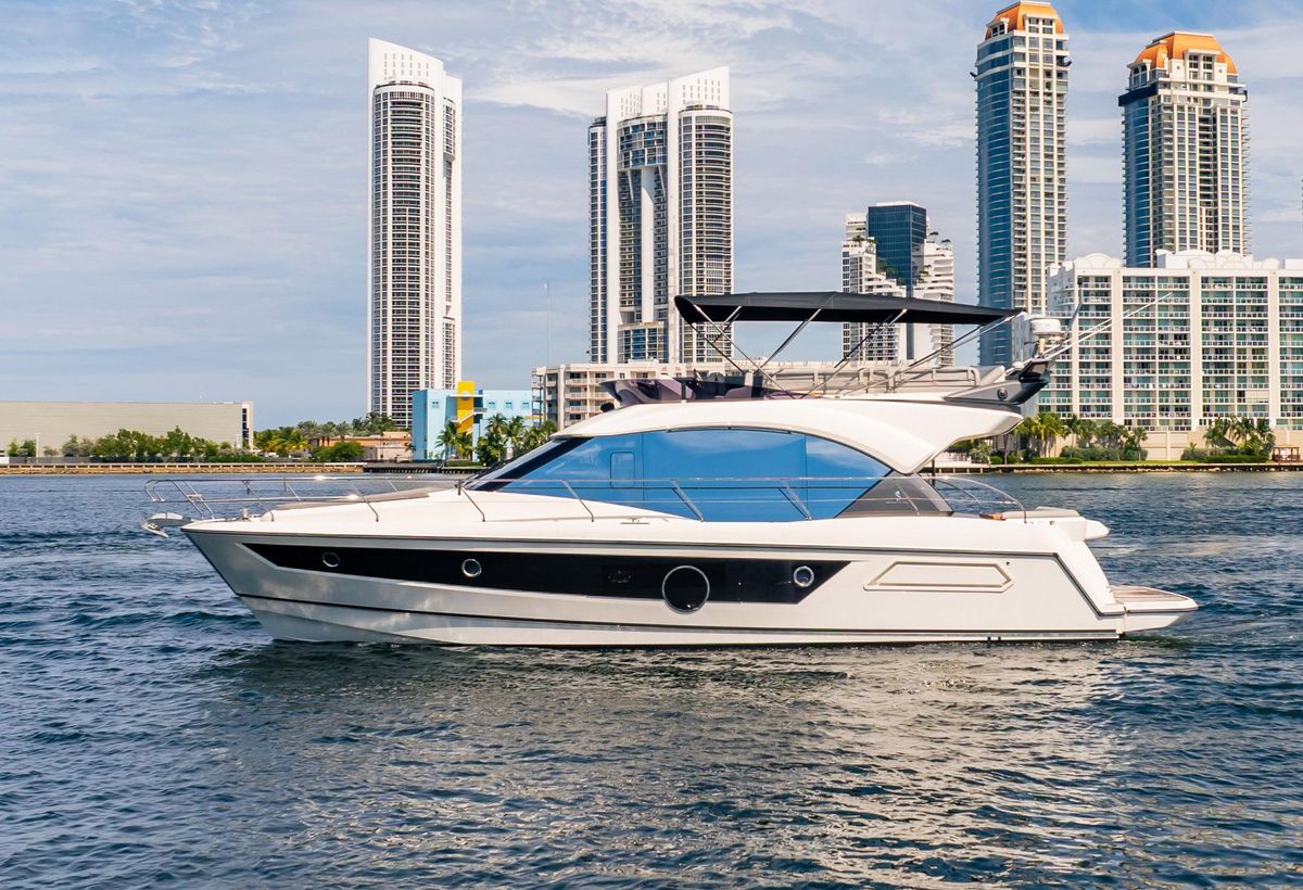 2021 Beneteau 52 