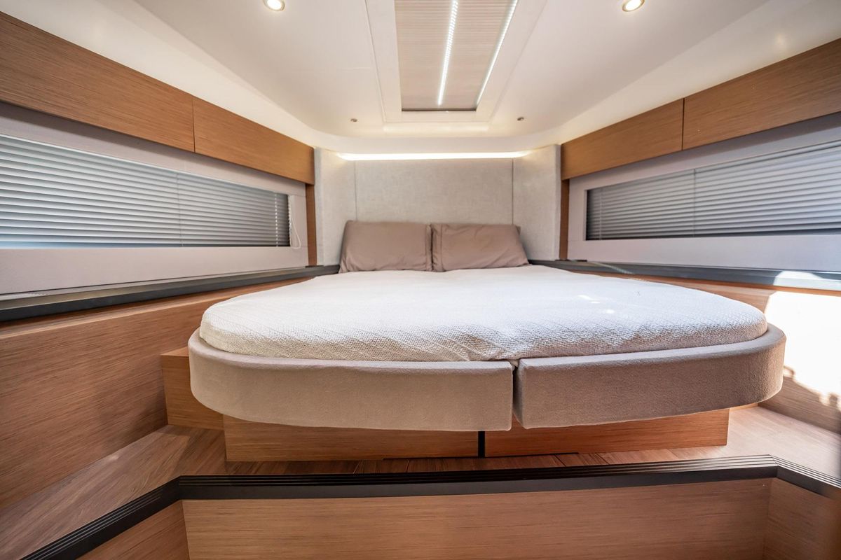 2021 Beneteau 52 
