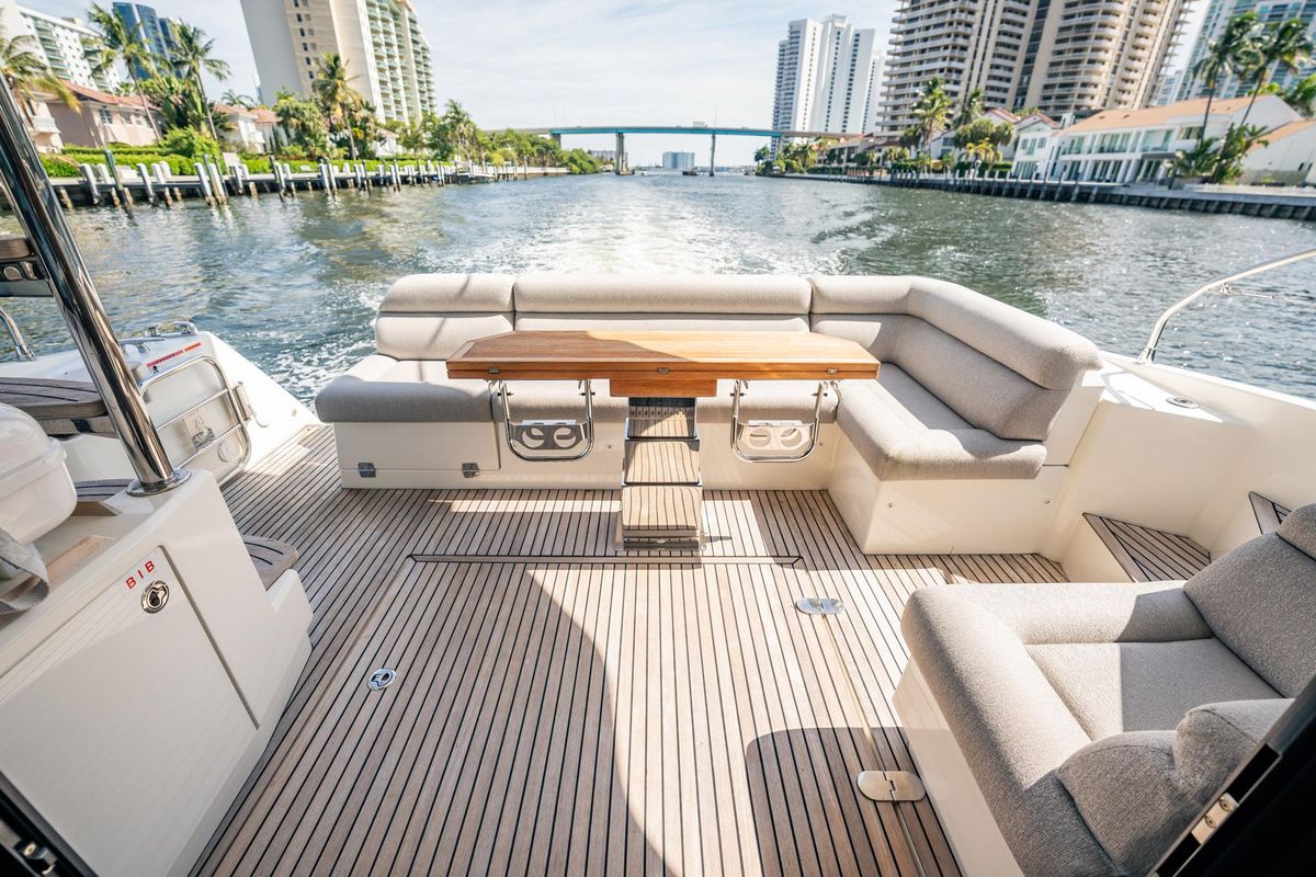 2021 Beneteau 52 