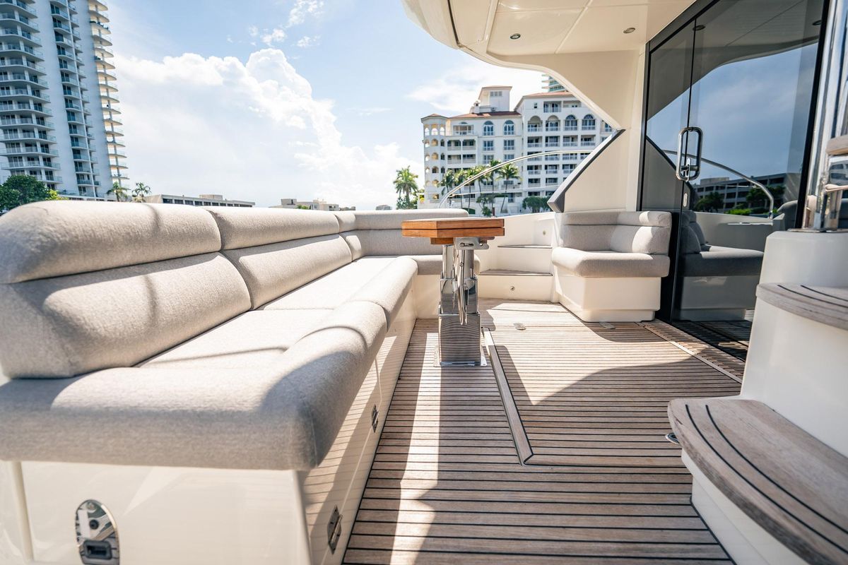 2021 Beneteau 52 